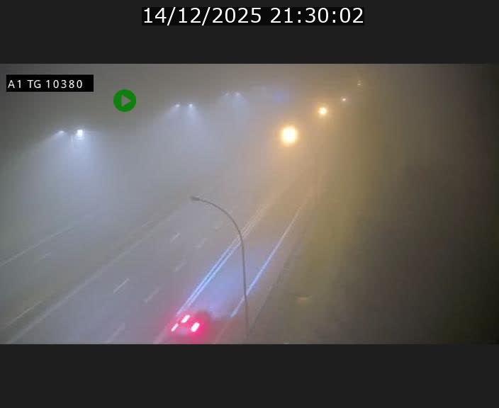 Traffic live webcam Luxembourg Senningerberg - A1 direction Luxembourg Kirchberg - BK 10.3