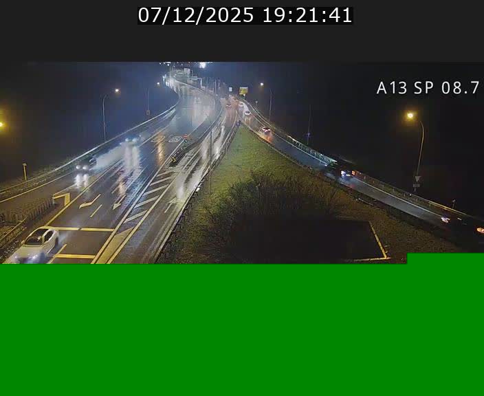 Traffic live webcam Luxembourg Jonction Lankelz - A13 direction Pétange - BK 8.7