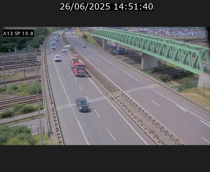 Traffic live webcam Luxembourg Croix de Bettembourg - A13 direction Esch-sur-Alzette - BK 19.8