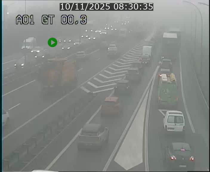 Traffic live webcam Luxembourg Croix de Gasperich - A1 direction Kirchberg - BK 0.3