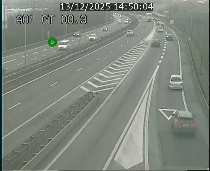 Traffic live webcam Luxembourg Croix de Gasperich - A1 direction Kirchberg - BK 0.3