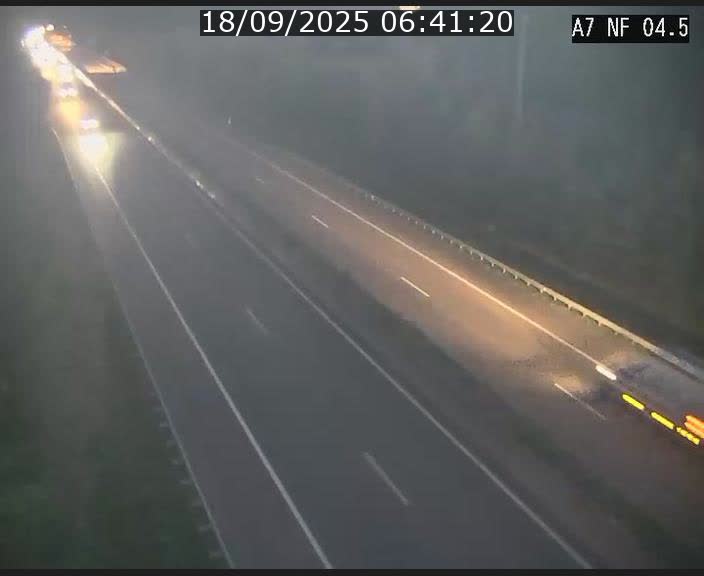 Caméra autoroute Luxembourg A7 - Passage à gibier Rëngelbour - direction Tunnel Grouft