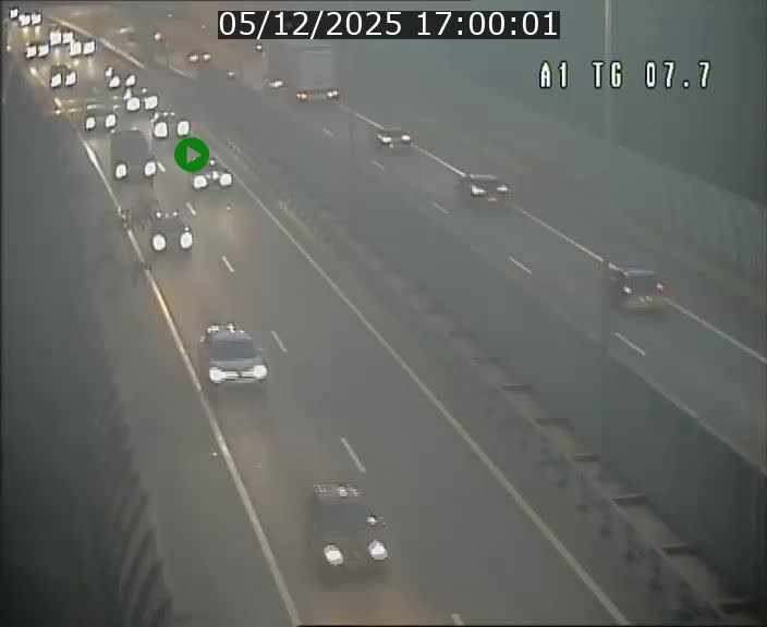 Traffic live webcam Luxembourg Kirchberg - A1 direction Luxembourg-ville - BK 7.7