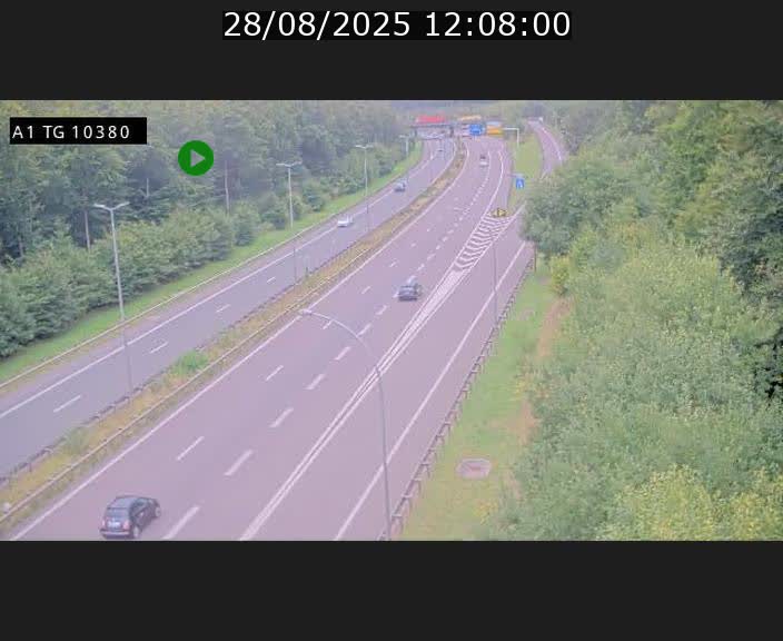 Traffic live webcam Luxembourg Senningerberg - A1 direction Luxembourg Kirchberg - BK 10.3