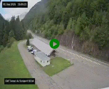Webcam à l'entrée du tunnel du Somport, côté français, sur la N134, dans les Pyrénées, en direction de l'Espagne, à 1116 mètres d'altitude
