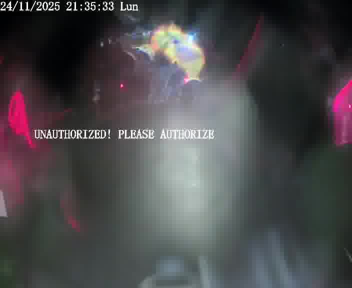 Webcam installée le long de D1 (France) à Ennery, pointée vers Metz, utile pour suivre précisément les conditions de trafic.