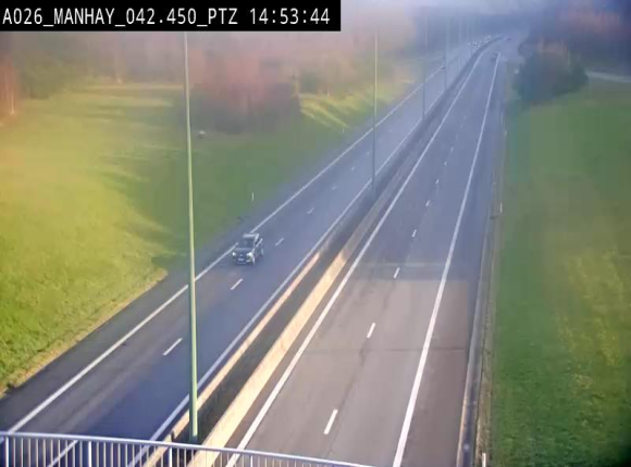 Webcam autoroute A26/E25 à hauteur de Manhay, à la jonction avec la N651 en direction de Liège - BK 42.4