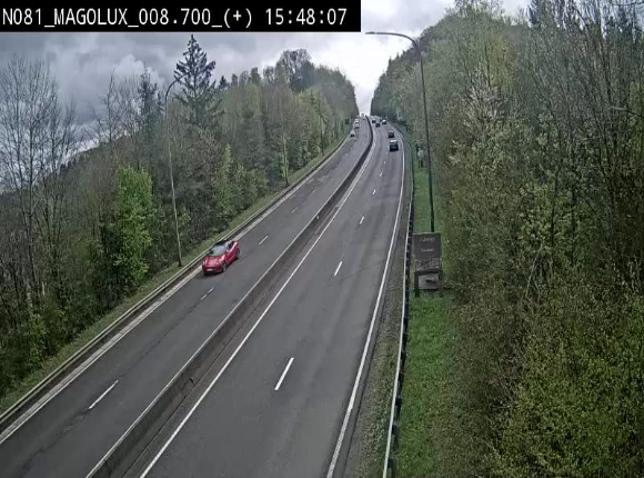 Webcam sur la N81 (E411) à hauteur de la jonction avec la N883. Vue orientée vers Longwy