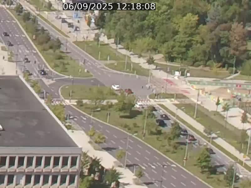 Webcam sur l'avenue John Fitzgerald Kennedy (N51) avec vue sur le Pont rouge (Pont Grande Duchesse Charlotte), l'arrêt Pfaffenthal et l'entrée du quartier Kirchberg