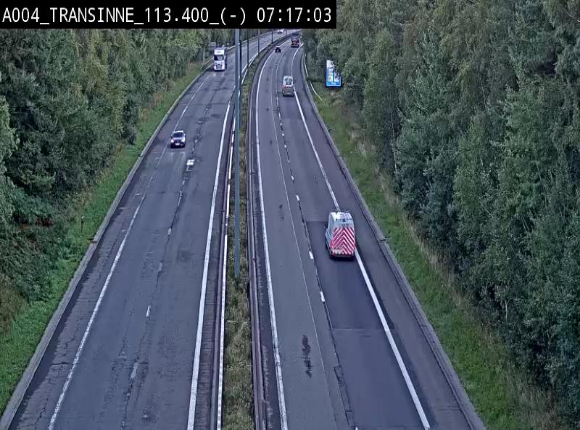 Caméra trafic E411 (A4) - Transinne direction Namur - BK 113.425