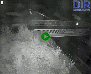 Webcam sur A84 à hauteur de Pont-Farcy, au niveau du pont autoroutier sur la Vire, au sud de Saint-Lô