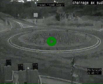 Webcam au nord d'Ax-les-Thermes au niveau de l'aire de chaînage de la N20. Vue orientée vers les Pyrénées, en direction de Pas de la Case