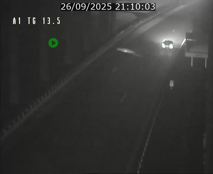 Traffic live webcam Luxembourg Senningen - A1 direction Luxembourg - BK 13.5