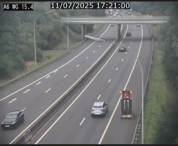 Traffic live webcam Luxembourg Capellen - A6 - BK 15.4 - direction Luxembourg/France/Allemagne