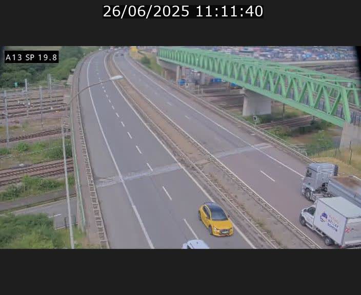 Traffic live webcam Luxembourg Croix de Bettembourg - A13 direction Esch-sur-Alzette - BK 19.8