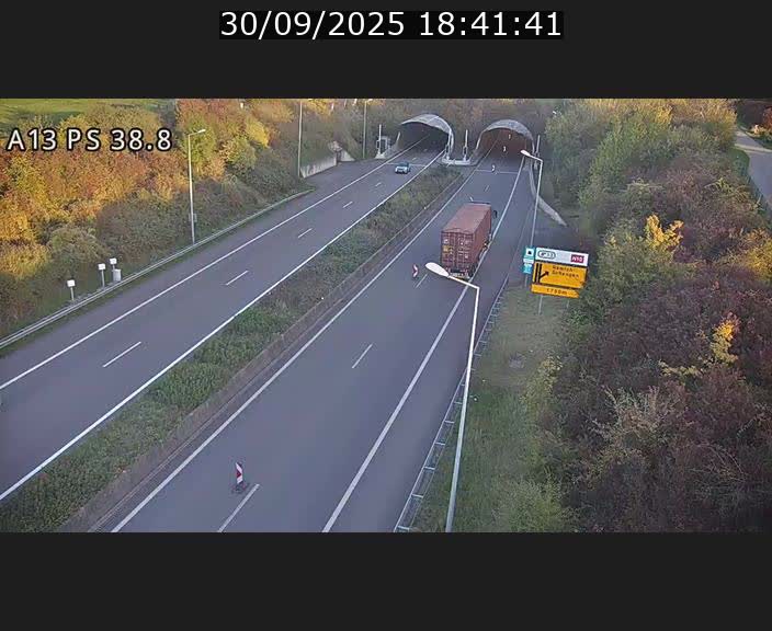 Webcam autoroute A13 à l'entrée ouest du tunnel Markusbierg à Schengen. Vue orientée vers Mondorf-les-Bains