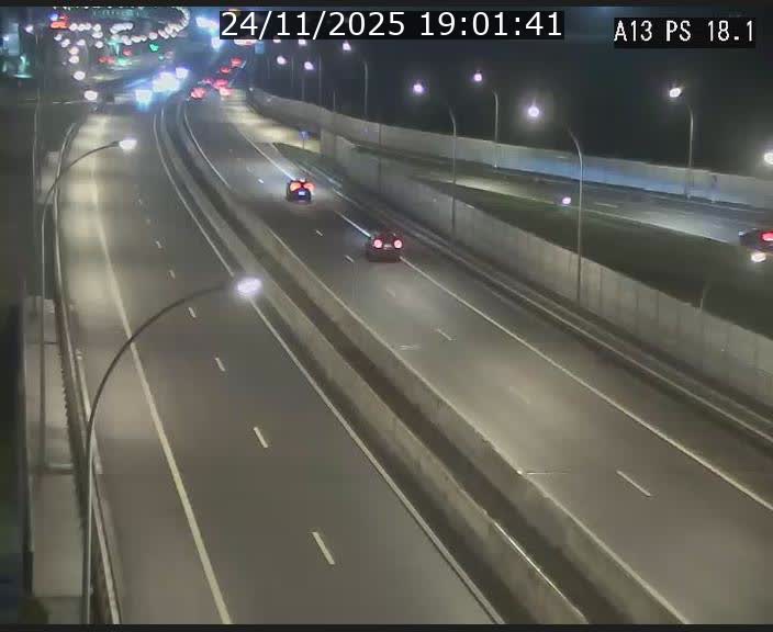 Traffic live webcam Luxembourg Dudelange - A13 direction Croix de Bettembourg - BK 18.1