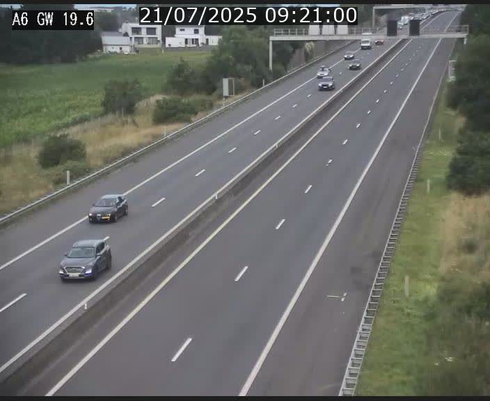 Traffic live webcam Luxembourg - Steinfort - A6 - BK 19.6 - direction Belgique