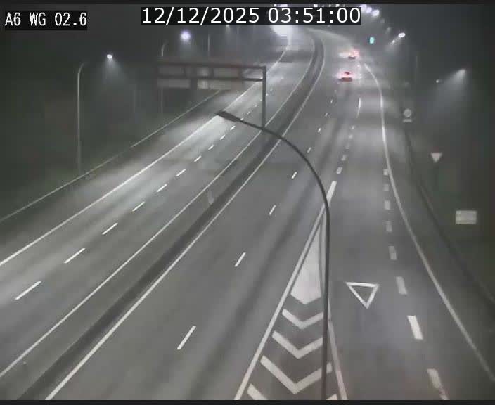 Traffic live webcam Luxembourg Croix de Cessange - A6 - BK 2.6 - direction France/Allemagne