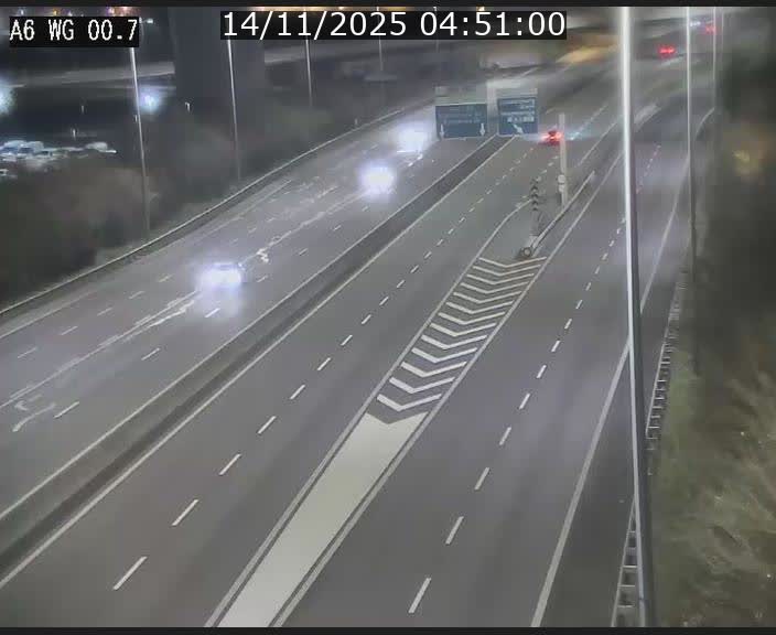 Traffic live webcam Luxembourg Croix de Cessange - A6 - BK 0.7 - direction A3 France