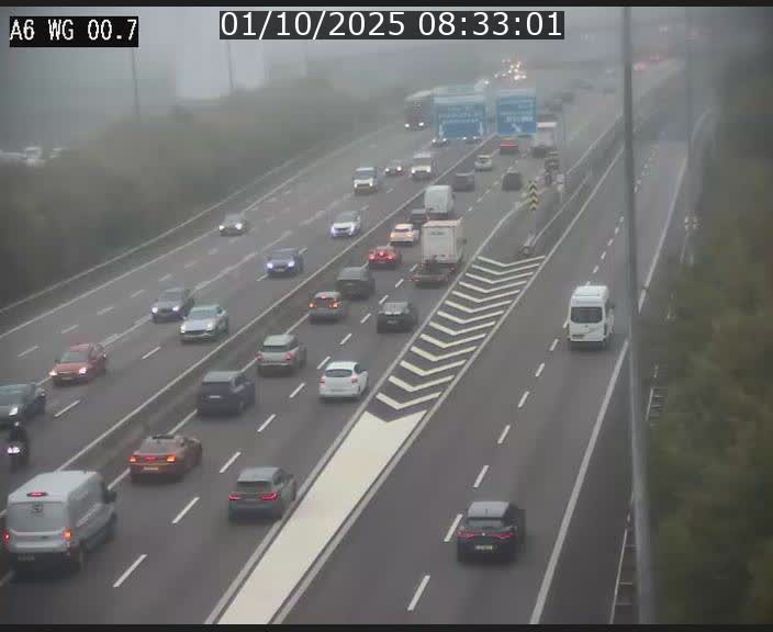 Traffic live webcam Luxembourg Croix de Cessange - A6 - BK 0.7 - direction A3 France