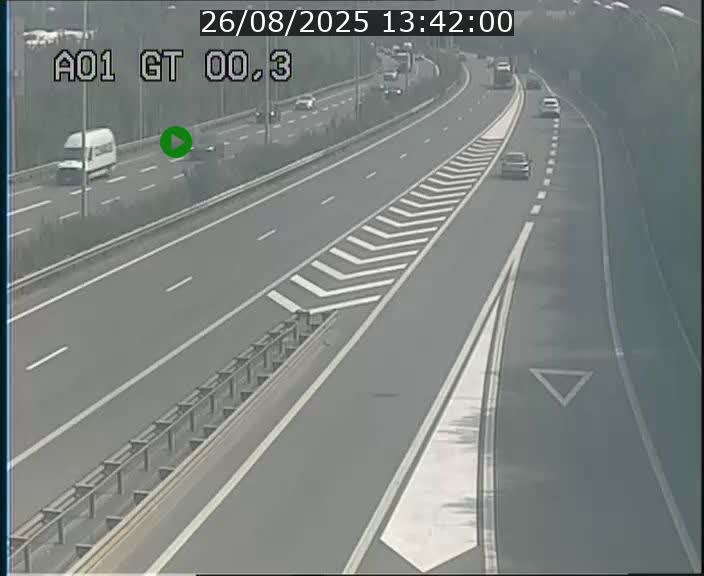 Traffic live webcam Luxembourg Croix de Gasperich - A1 direction Kirchberg - BK 0.3