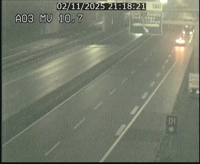 Traffic live webcam Luxembourg Croix de Bettembourg - A3 - BK 10.7 - direction France