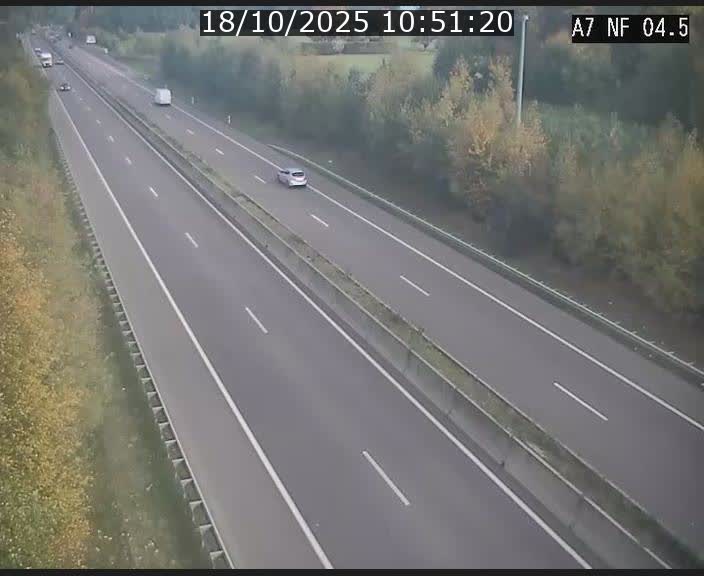 Caméra autoroute Luxembourg A7 - Passage à gibier Rëngelbour - direction Tunnel Grouft
