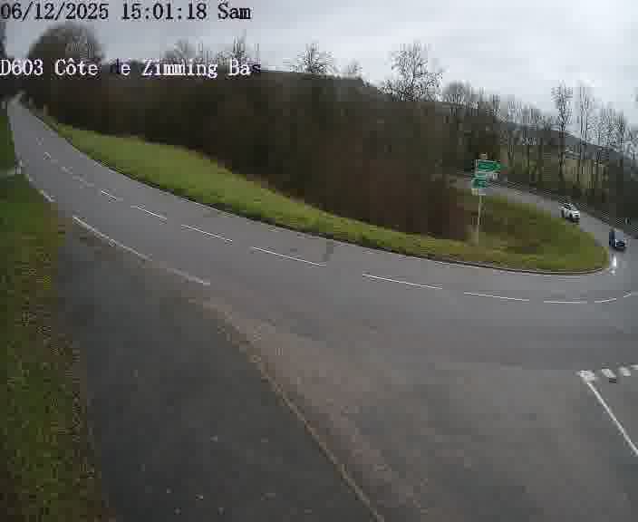Webcam sur la D603 située dans la Côté de Zimming-bas, dans le virage en demi-tour, à la jonction avec la D74