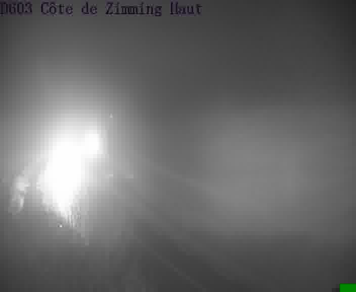 Webcam sur la D603 située en haut de la Côte de Zimming. Vue orientée vers Saint-Avold.