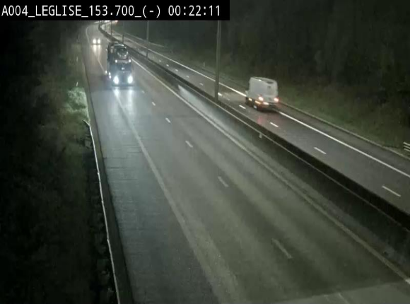 Webcam autoroute A4 (E411-E25) à Léglise, avant la jonction avec la N40. Vue orientée vers Bruxelles