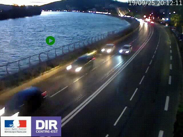 Webcam sur le quai Parjot à Vienne, aux Portes de Lyon, sur la Nationale 7, à la jonction avec le boulevard du Rhône-nord (D1407), caméra orientée vers Lyon