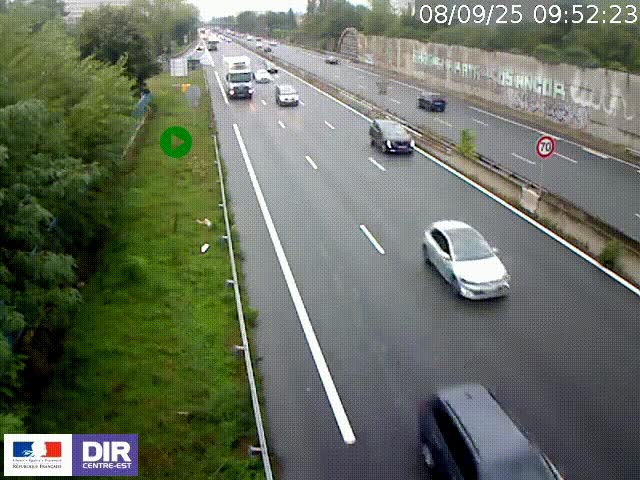 Webcam à Bron sur l'A43 à la jonction avec le boulevard périphérique de Lyon (D383). Vue orientée vers Lyon