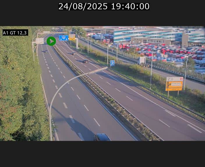 Traffic live webcam Luxembourg Senningerberg - A1 direction Allemagne - BK 12.3