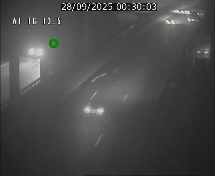 Traffic live webcam Luxembourg Senningen - A1 direction Luxembourg - BK 13.5