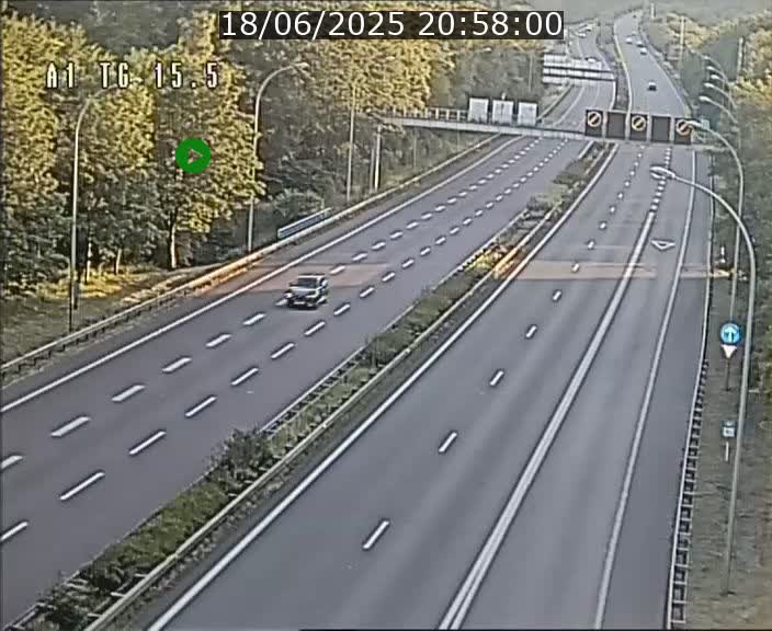 Traffic live webcam Luxembourg Munsbach - A1 direction Luxembourg - BK 15.5