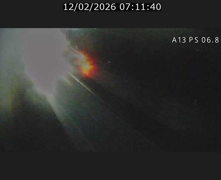 Traffic live webcam Luxembourg Ehlerange - A13 direction Esch-sur-Alzette - BK 6.8