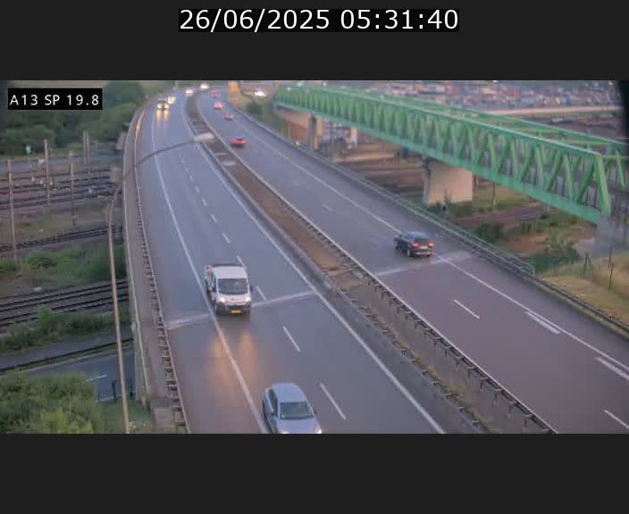 Traffic live webcam Luxembourg Croix de Bettembourg - A13 direction Esch-sur-Alzette - BK 19.8