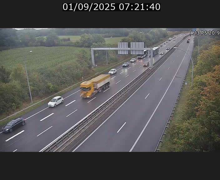 Traffic live webcam Luxembourg Croix de Bettembourg, rond-point d'Hellange - A13 direction Allemagne - BK 20.9