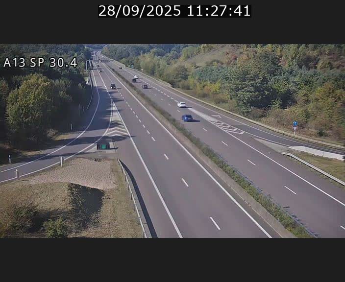 Traffic live webcam Luxembourg Altwies - A13 direction Luxembourg-ville - BK 30.4