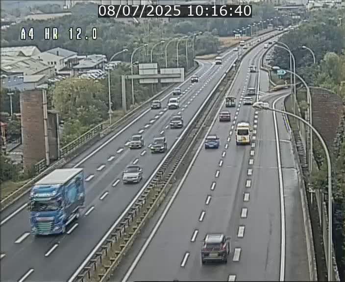 Traffic live webcam Luxembourg Jonction Foetz - A4 - BK 12.0 - direction Esch sur Alzette
