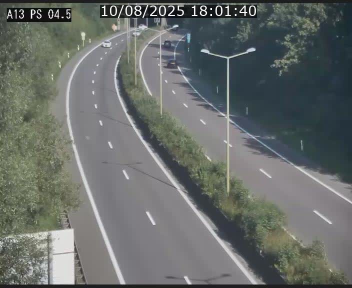 Traffic live webcam Luxembourg Differdange - A13 direction Esch-sur-Alzette - BK 4.5