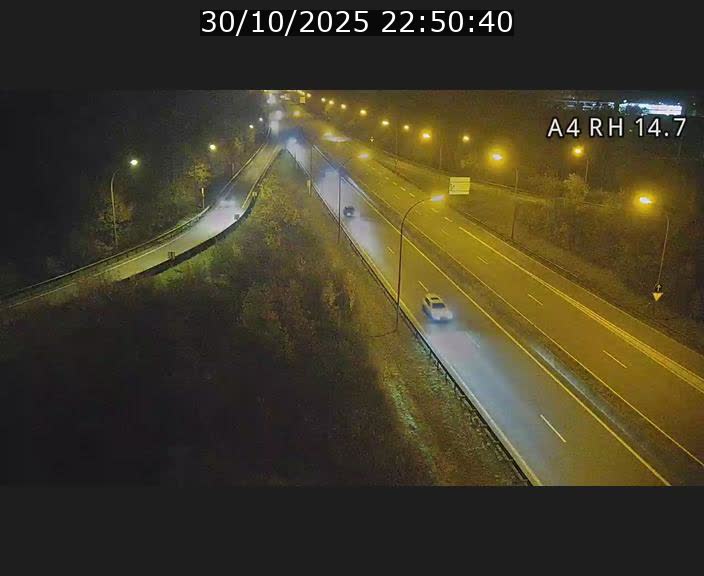 Traffic live webcam Luxembourg Jonction Lankelz - A4 - BK 14.7 - direction Luxembourg