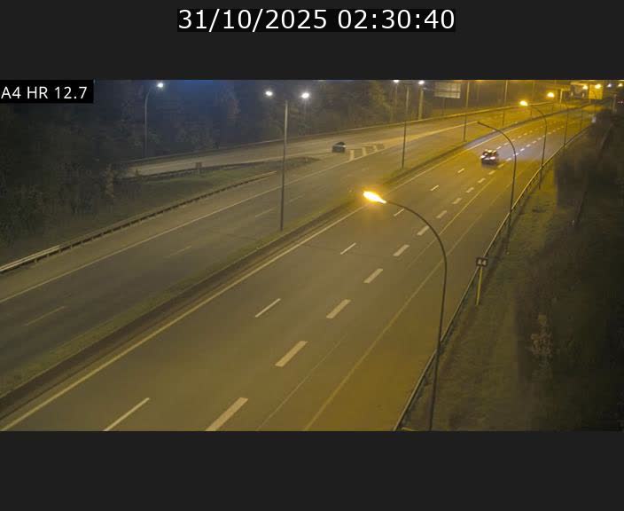 Traffic live webcam Luxembourg Esch sur Alzette - A4 - BK 12.7 - direction Esch-Belval