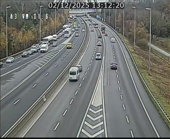 Traffic live webcam Luxembourg - Croix de Gasperich - A3 - BK 1.6 - direction France/Aire de Berchem