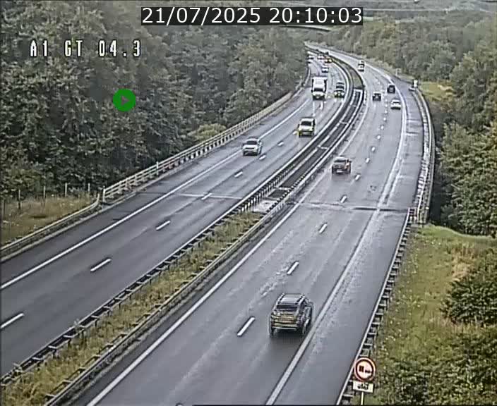 Traffic live webcam Luxembourg Itzig - A1 direction Sandweiler - BK 4.3