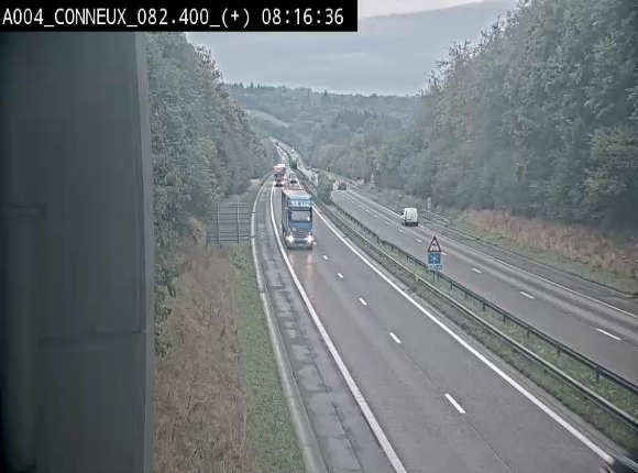 Webcam à hauteur de Conneux sur l'E411 en direction du sud de la Belgique
