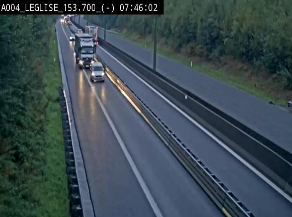 Webcam autoroute A4 (E411-E25) à Léglise, avant la jonction avec la N40. Vue orientée vers Bruxelles