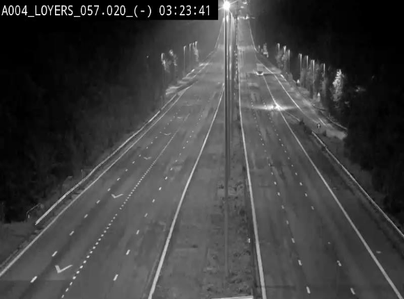 Webcam E411 au niveau du viaduc de Beez à Loyers, entre Champion et Warissoulx. Vue orientée vers Bruxelles