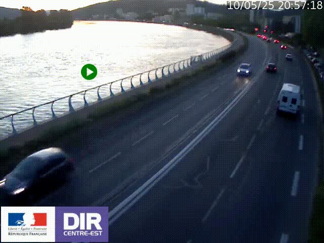 Webcam sur le quai Parjot à Vienne, aux Portes de Lyon, sur la Nationale 7, à la jonction avec le boulevard du Rhône-nord (D1407), caméra orientée vers Lyon